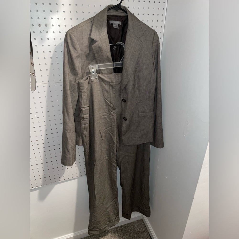 Ann Taylor Two Piece Suit